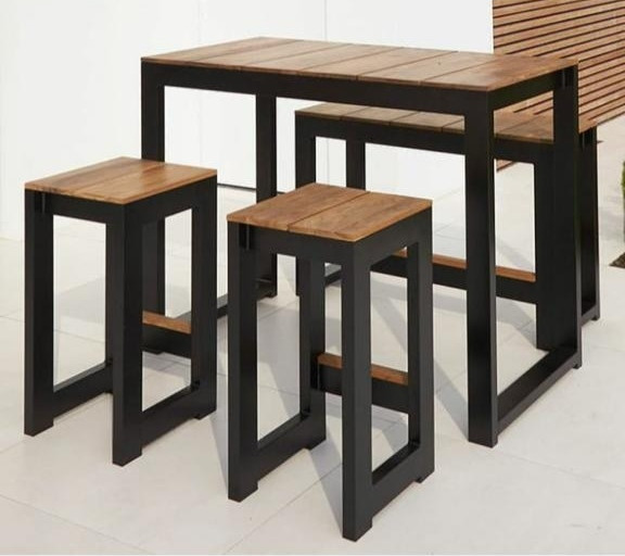 میزوصندلی فضای باز